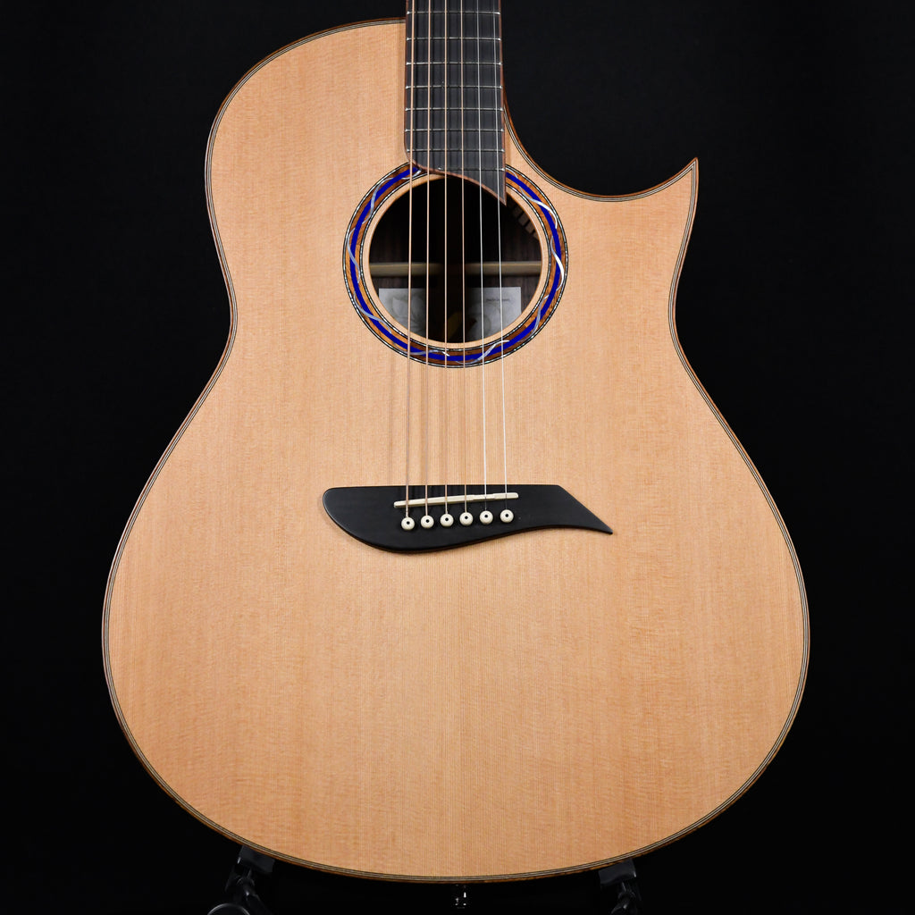 Morris S-107III Auditorium Cedar w/ Rosewood Japanese Handcrafted Fing |  Miami-Guitars