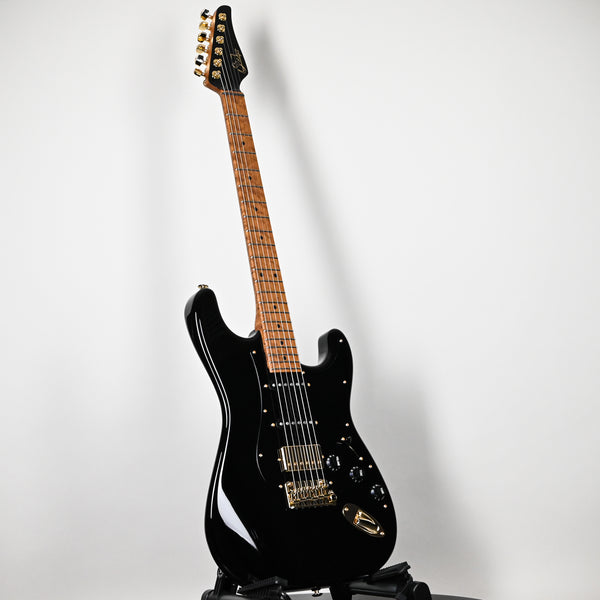 Suhr Mateus Asato Signature Series Classic S w/ Premium Softshell Case- Black 2025 (90578)