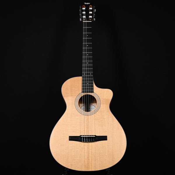 Taylor 112ce-N Nylon Acoustic Guitar- Natural (2211085081)
