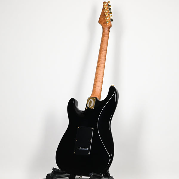 Suhr Mateus Asato Signature Series Classic S w/ Premium Softshell Case- Black 2026 (93478)