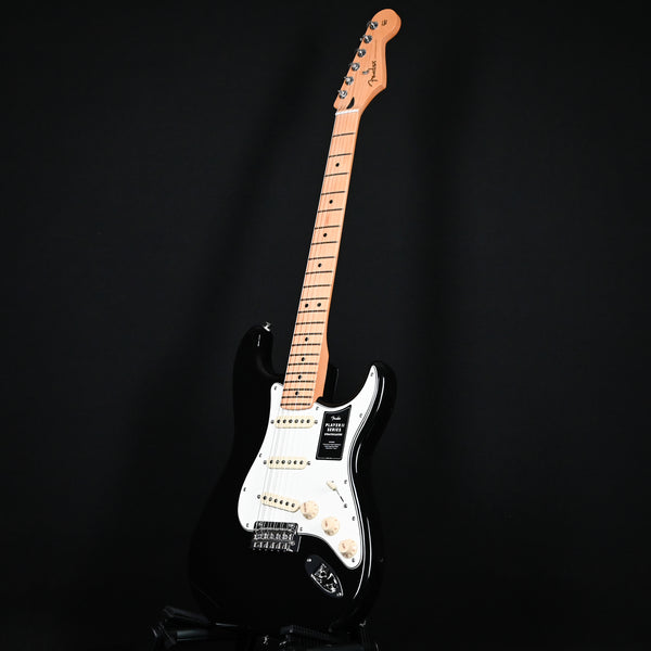 Fender Player II Stratocaster Maple Fingerboard Black 2024 (MXS24025625)
