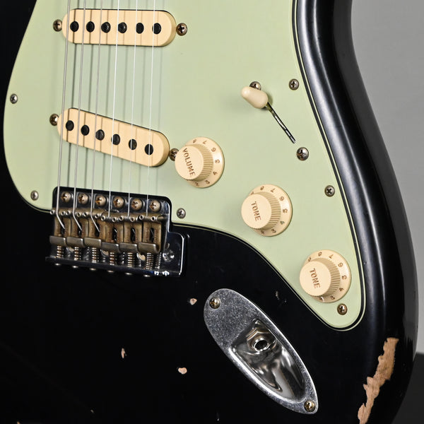Fender Custom Shop Limited Edition 1960 Stratocaster Relic- Black 2025 (CZ586580) Used – Excellent