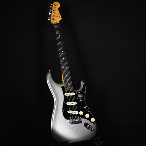 Fender American Professional II Stratocaster Electric Guitar- Mercury 2026 (US26020130)