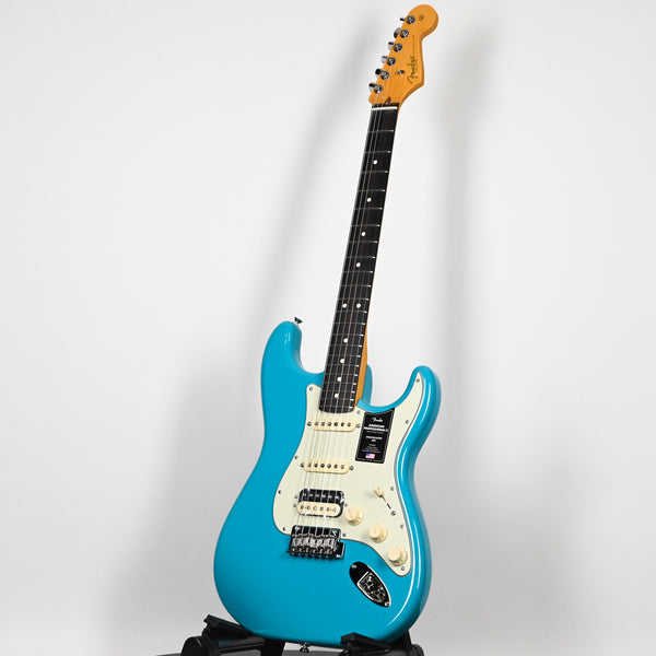 Fender American Professional II Stratocaster HSS- Miami Blue 2025 (US25106880)