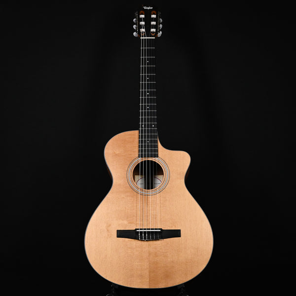 Taylor 112ce-N Nylon w/ Torrefied Spruce Top & Layered Sapele Back and Sides Acoustic-Electric Guitar 2025 (2212015524)