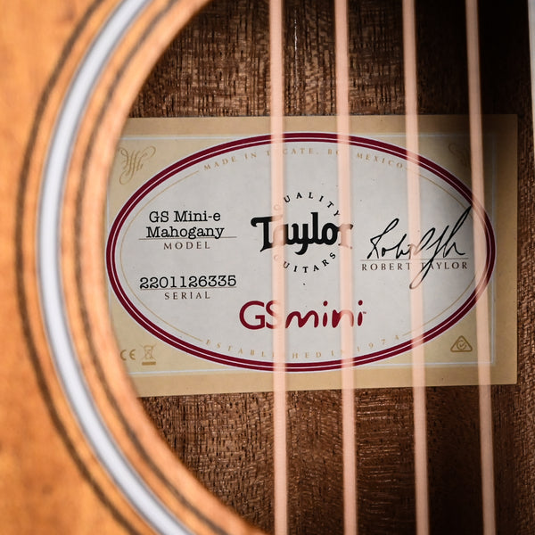 Taylor GS Mini w/ Neo-Tropical Mahogany Top & Layered Sapele Back and Sides Acoustic-Electric Guitar 2026 (2201126335)
