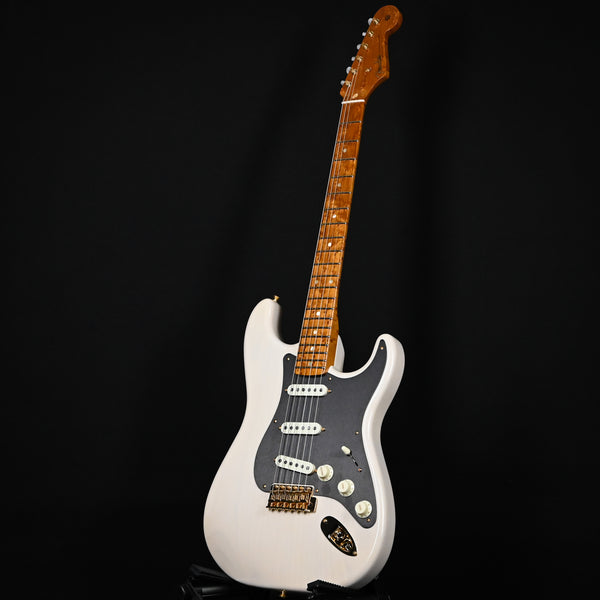 Fender Custom Shop American Custom Stratocaster NOS- Aged White Blonde 2025 (XN18527)