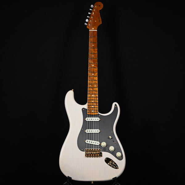 Fender Custom Shop American Custom Stratocaster NOS- Aged White Blonde 2025 (XN18527)