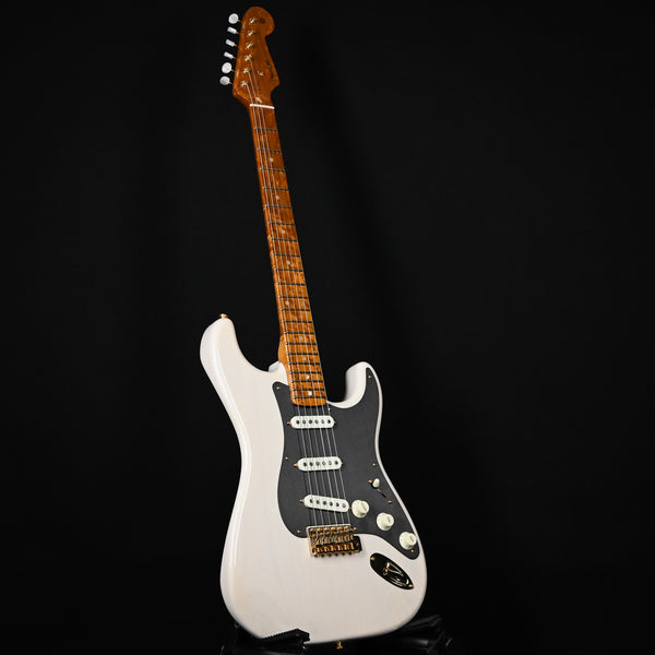 Fender Custom Shop American Custom Stratocaster NOS- Aged White Blonde 2025 (XN18527)