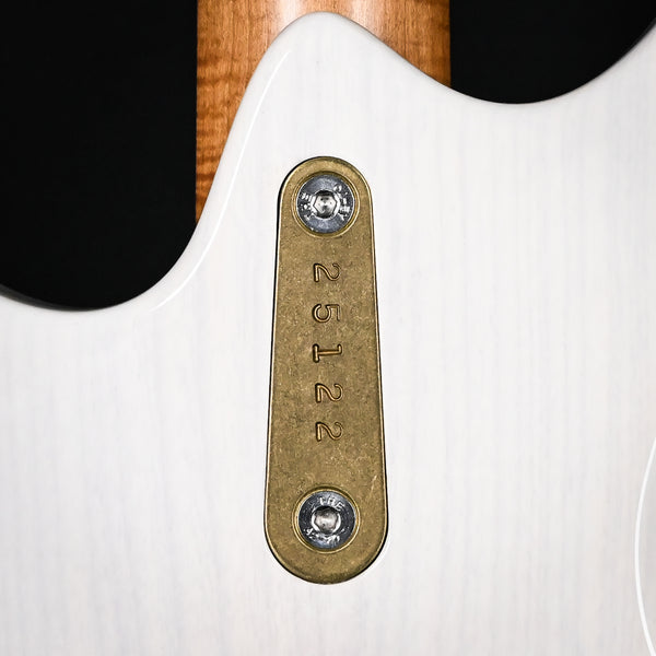 Eastman D'Ambrosio Series DC'64- Vintage White 2025 (25122)