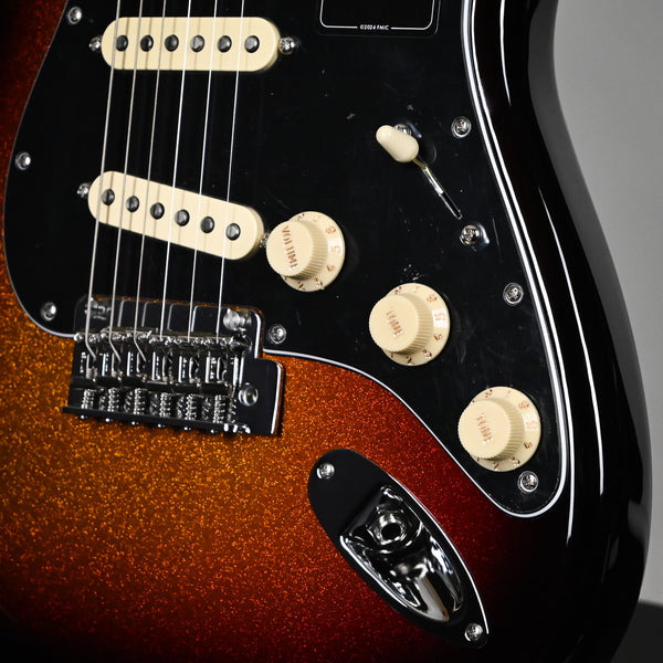 Fender Limited Edition Player II Stratocaster- Sparkle 3-Color Sunburst (MX25014884)