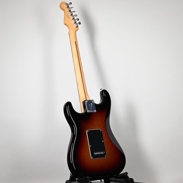 Fender Limited Edition Player II Stratocaster- Sparkle 3-Color Sunburst (MX25014884)