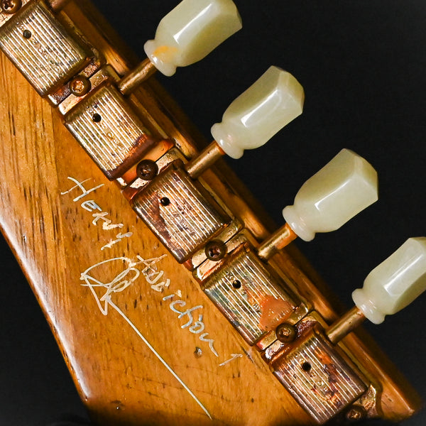 Gibson Custom Master Artisan Collection Leo Scala ‘58 Heavy Addiction Explorer #1 – Aged Korina Body