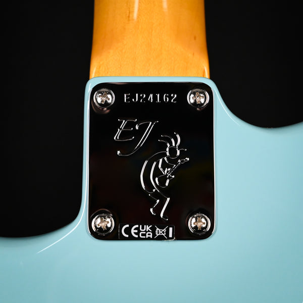 Fender Eric Johnson Stratocaster - Tropical Turquoise w/ Rosewood Fingerboard (EJ24162)