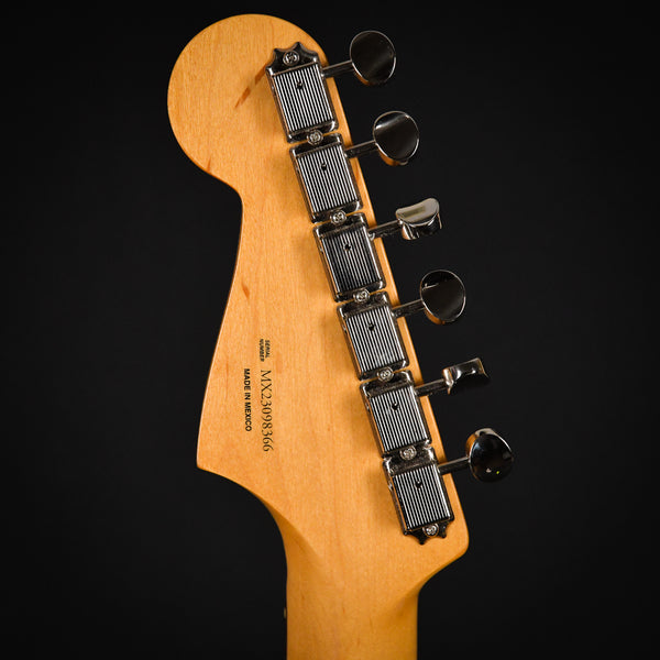Fender Vintera II 60s Stratocaster Rosewood Fingerboard 3-Color Sunburst 2023 (MX23098366)