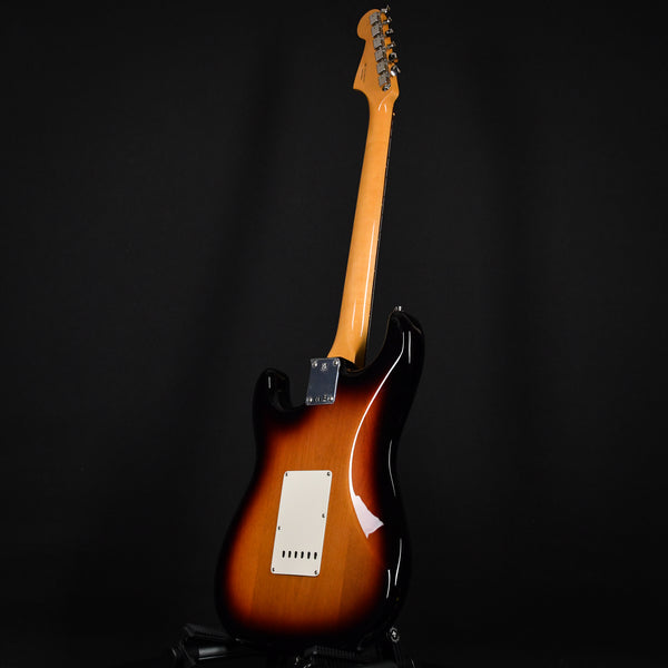 Fender Vintera II 60s Stratocaster Rosewood Fingerboard 3-Color Sunburst 2023 (MX23098366)