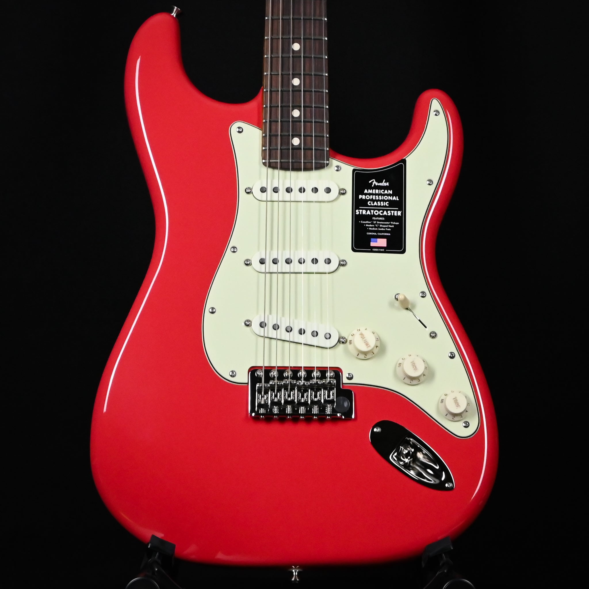 Fender American Professional Classic Stratocaster- Faded Dakota Red 2025 (US25096048)