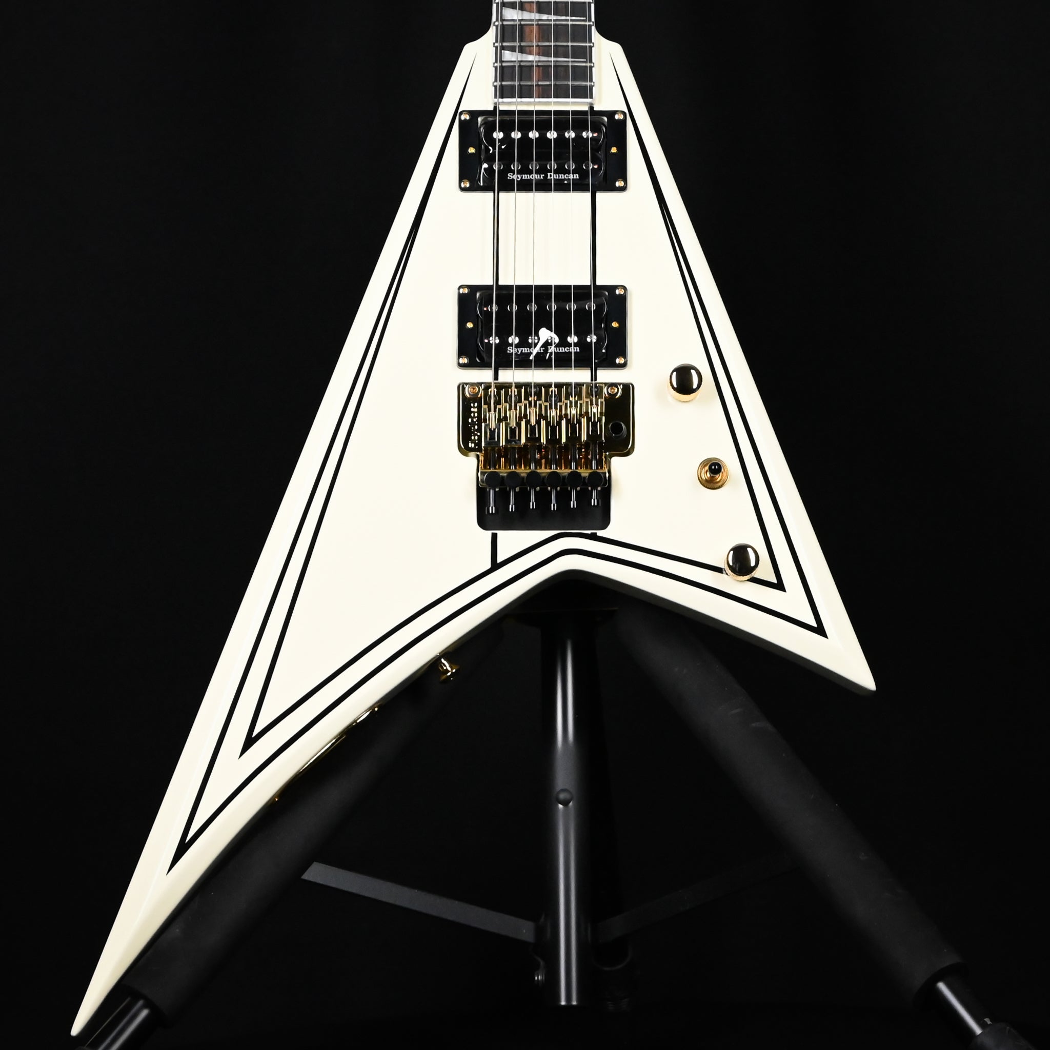 Jackson Pro Series Rhoads RR3- Ivory w/ Black Pinstripes (ISJ2500391)