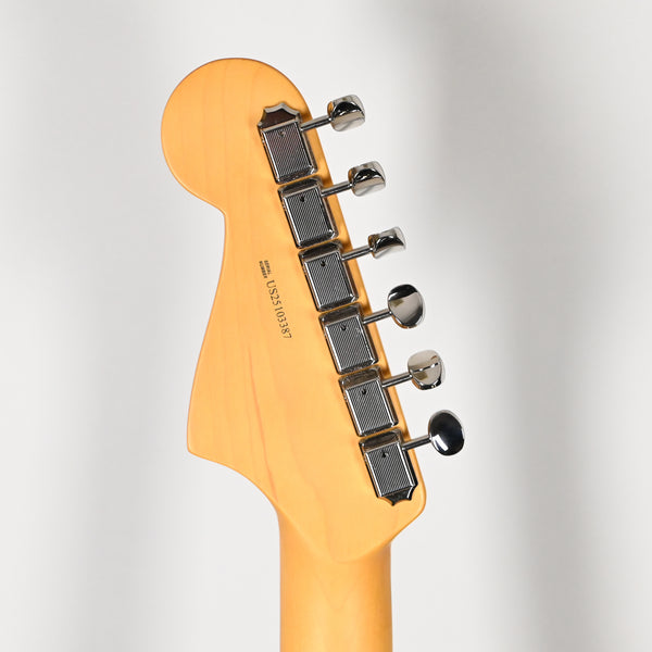 Fender American Professional Classic Jazzmaster- 3 Color Sunburst 2025 (US25103387)