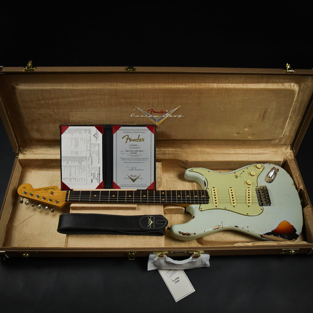 Fender Masterbuilt Todd Krause 1962 Stratocaster Heavy Relic Sonic Blu |  Miami-Guitars