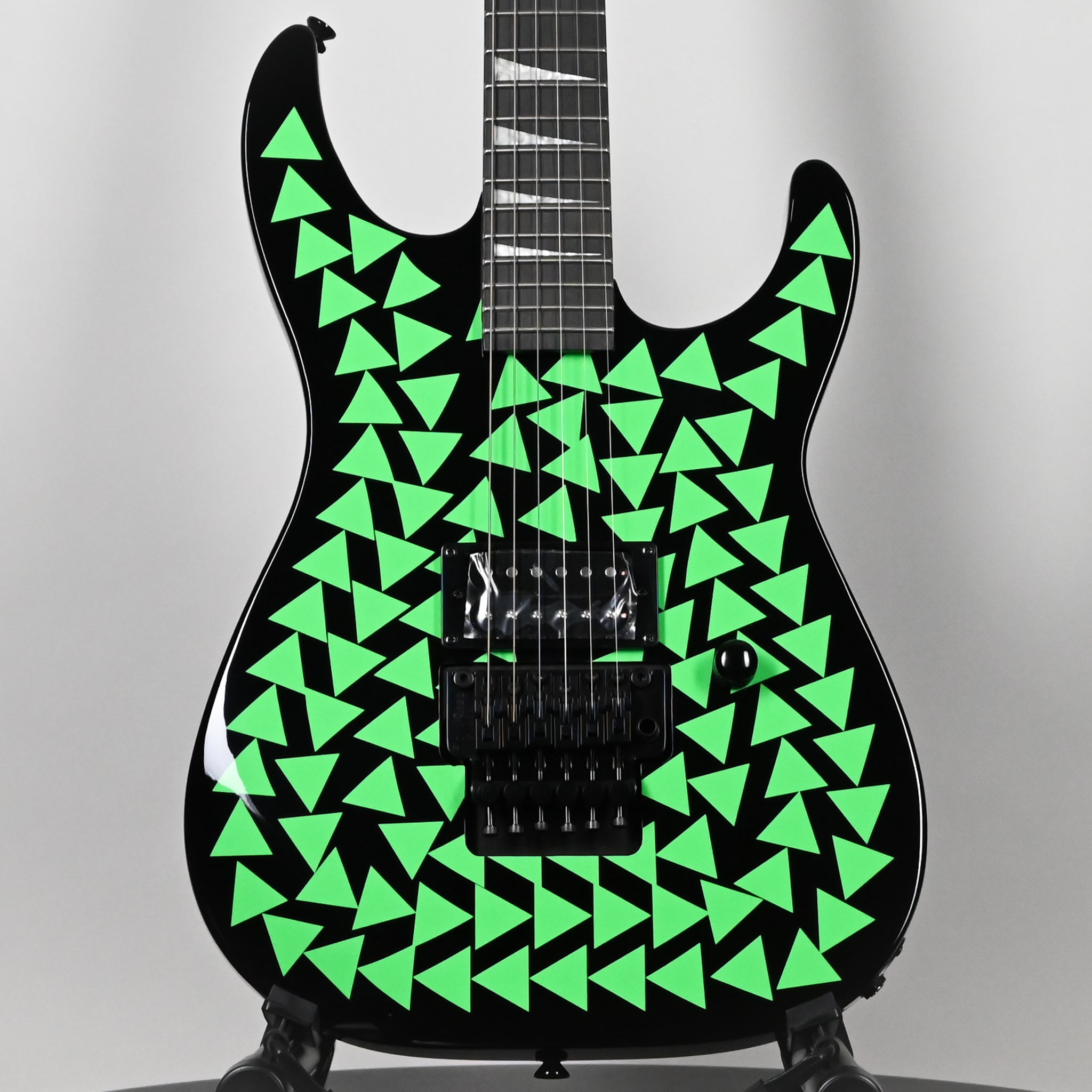 Jackson X Series Dinky DK1A w/ Amaranth Fingerboard- Illuminati (ISJ2403922)