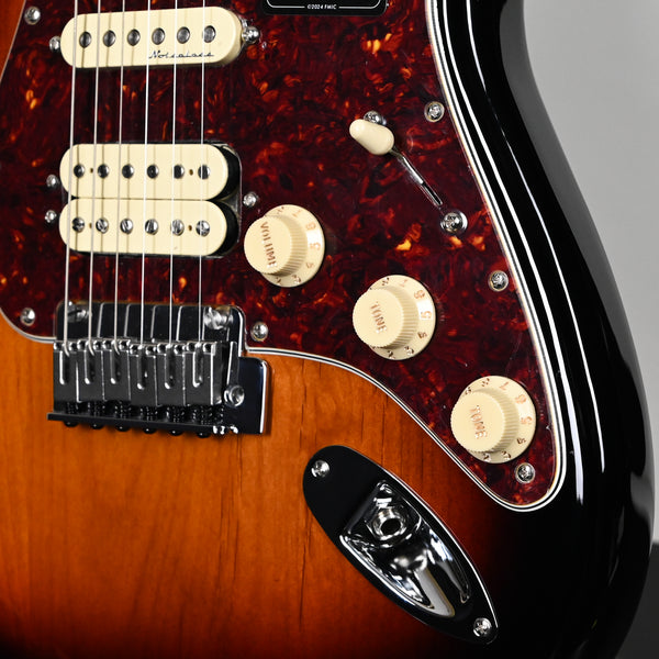 Fender Player II Modified Stratocaster HSS- 3-Color Sunburst 2025 (MX24107600)