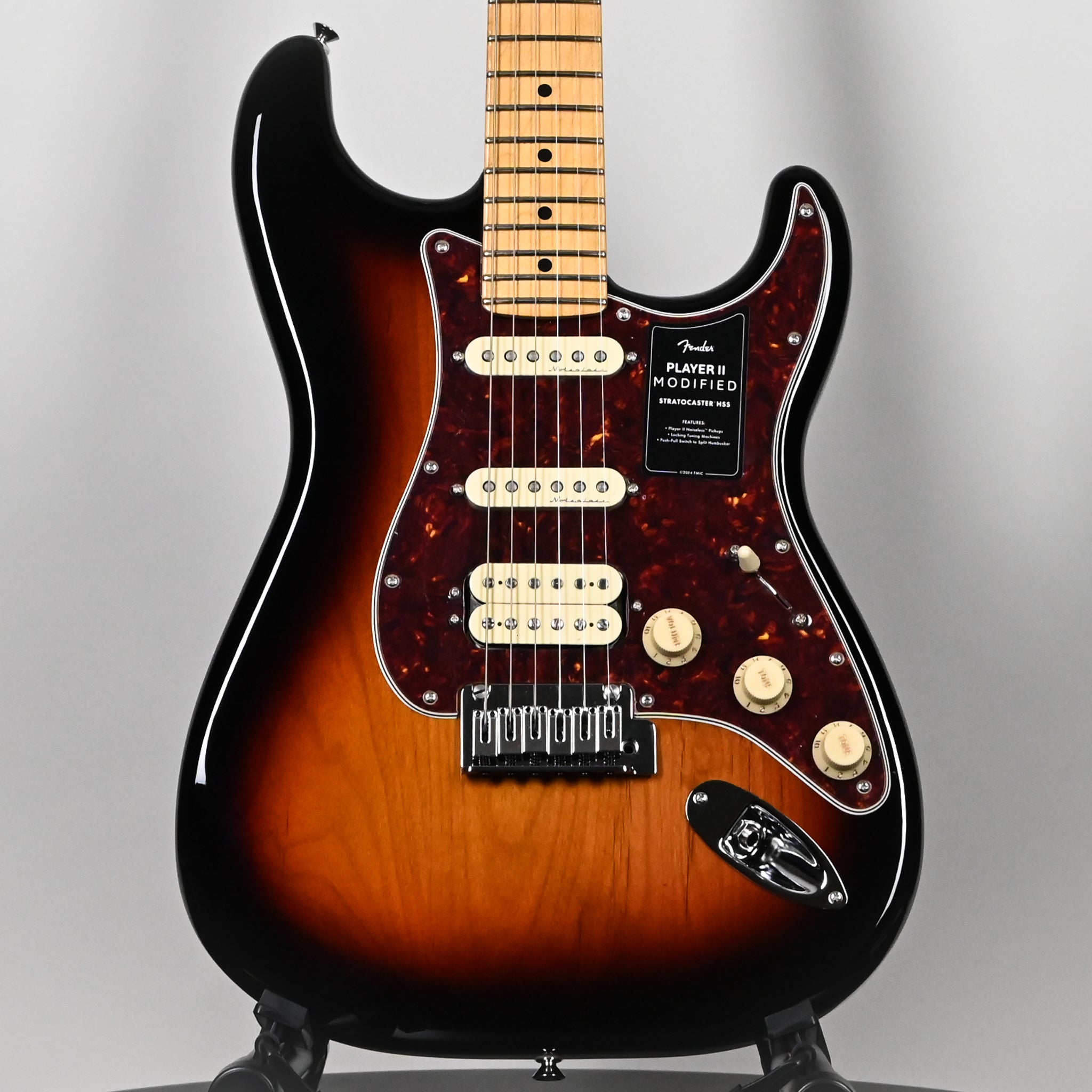 Fender Player II Modified Stratocaster HSS- 3-Color Sunburst 2025 (MX24107600)