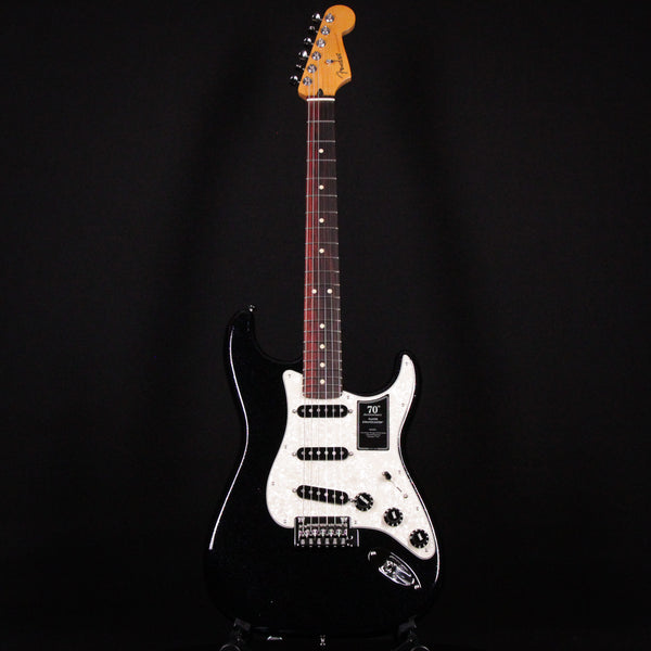 Fender Limited Edition 70th Anniversary Player Stratocaster with Rosewood Fingerboard Nebula Noir (MX23140312)