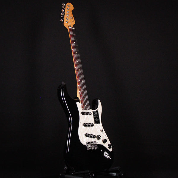 Fender Limited Edition 70th Anniversary Player Stratocaster with Rosewood Fingerboard Nebula Noir (MX23140312)