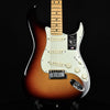 Fender American Ultra Stratocaster SSS Maple Fingerboard Ultraburst (US22069923)