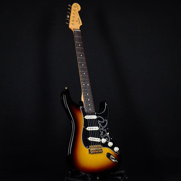 Fender Custom Shop Stevie Ray Vaughan Stratocaster SRV Signature NOS 3 Tone Sunburst 2024 (CZ572568)
