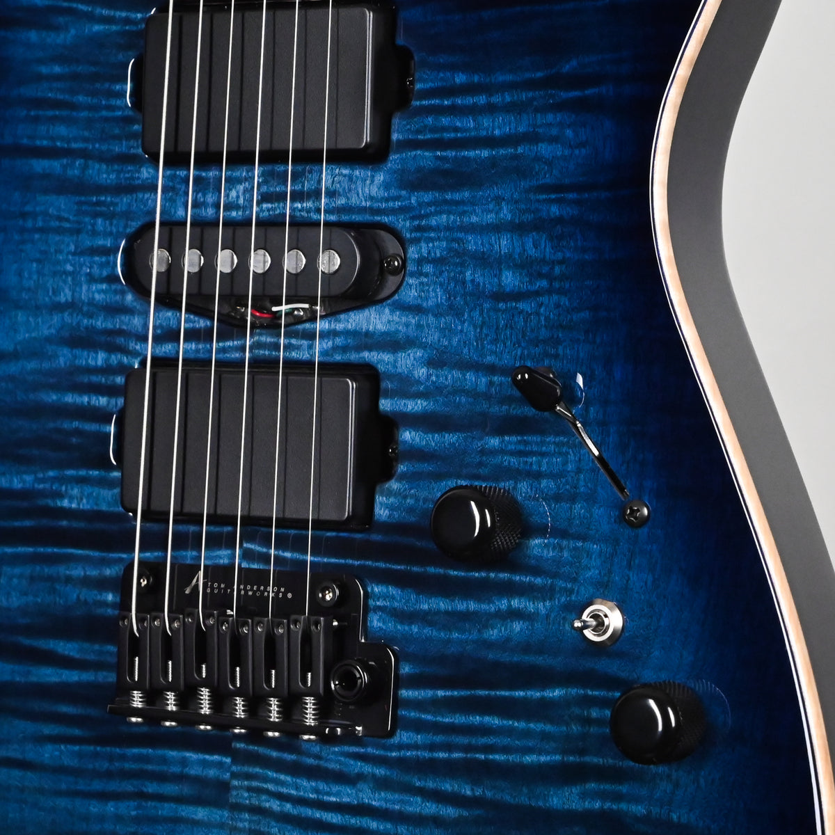 Tom Anderson Custom Angel Electric Guitar- Arctic Blue Burst w/ Binding 2026 (07-23-26P)