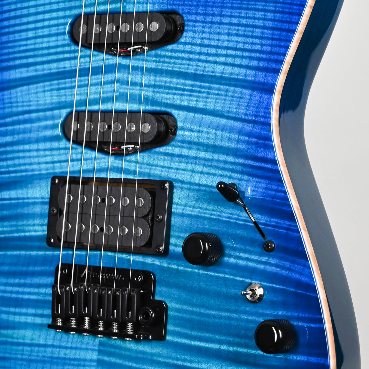 Tom Anderson Custom Drop Top Electric Guitar- Bora to Transparent Blue Burst w/ Binding 2026 (07-17-26P)