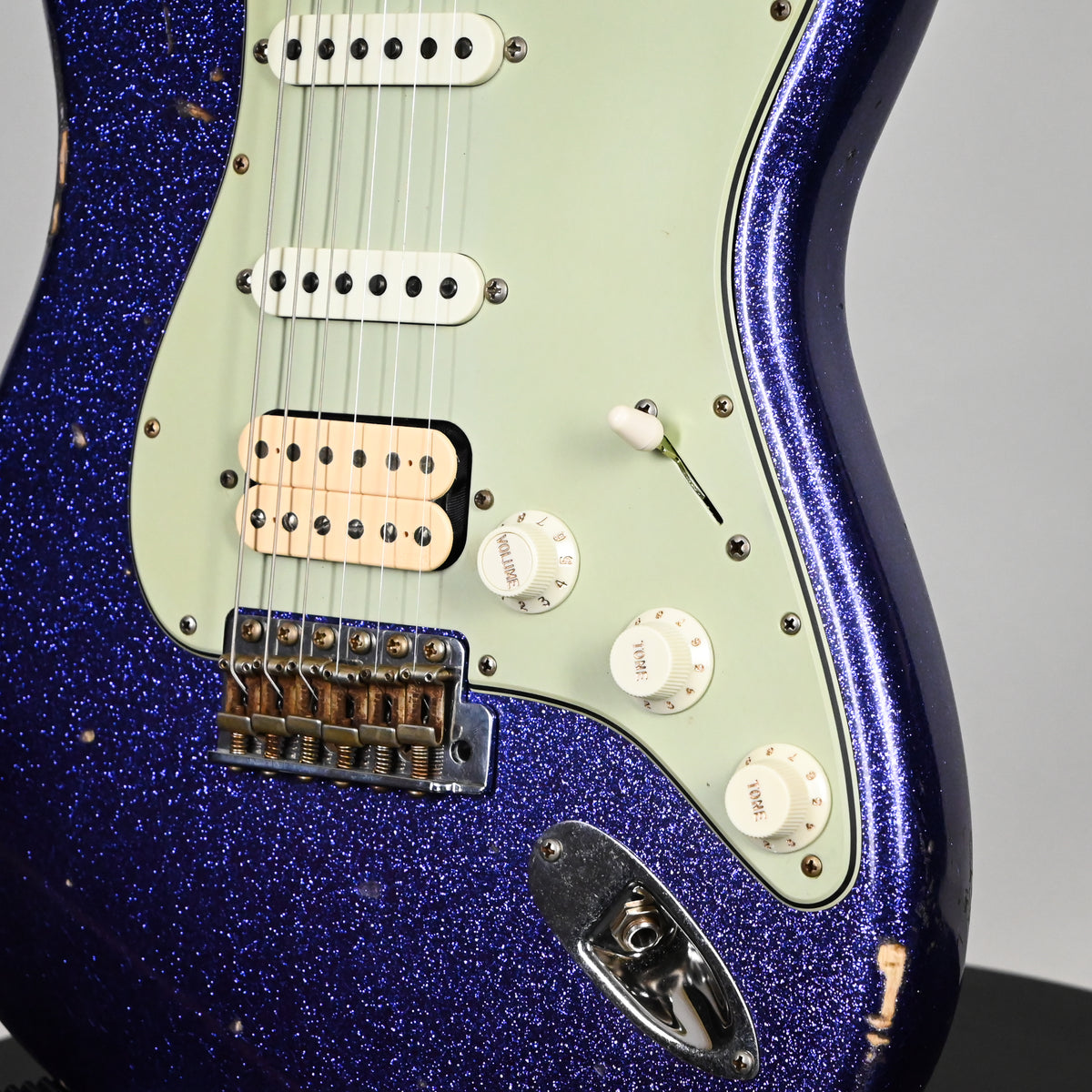 Fender Custom Shop '62 Stratocaster HSS w/ Painted Headcap, Relic- Purple Sparkle 2026 (R152028)