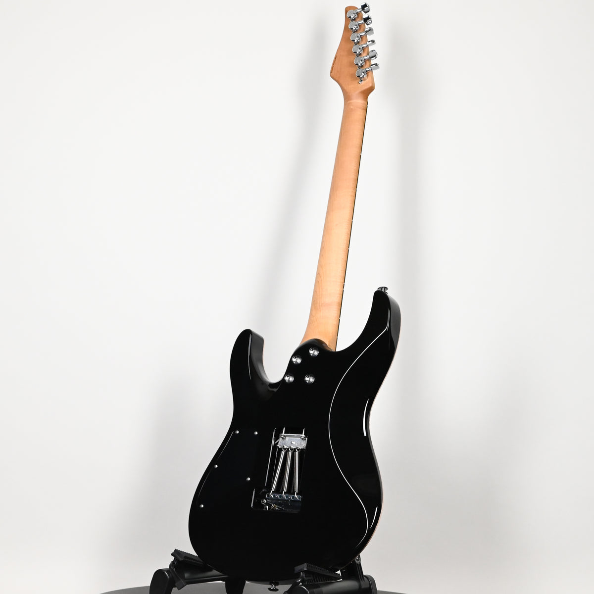 Suhr Custom Modern Electric Guitar- Black Gradient 2026 (93624)