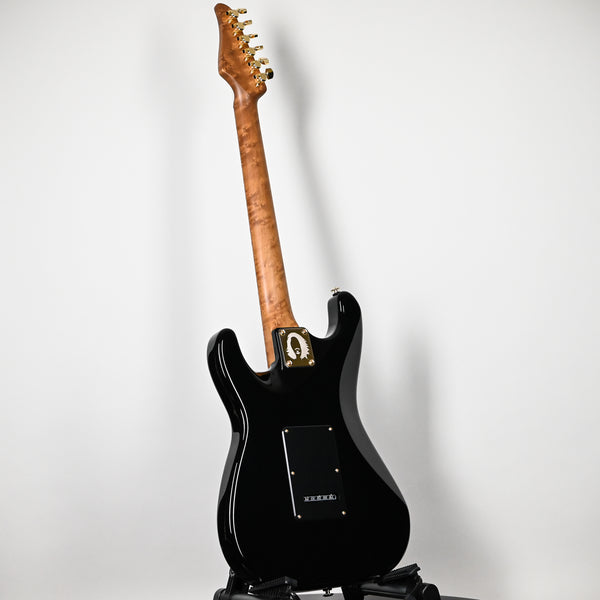 Suhr Mateus Asato Signature Series Classic S w/ Premium Softshell Case- Black 2025 (90578)