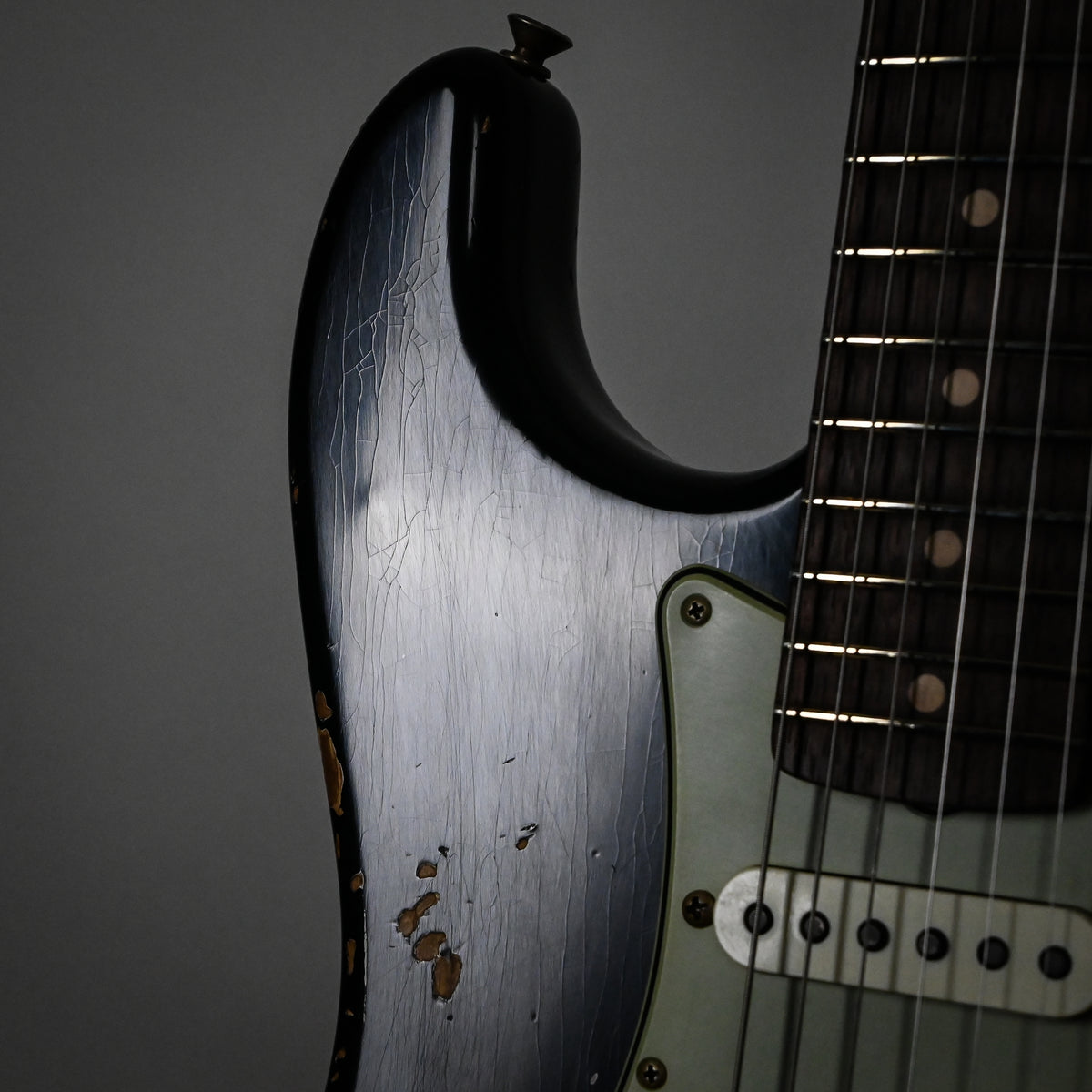 Fender Custom Shop '62 Stratocaster HSS w/ Painted Headcap, Heavy Relic- Black 2026 (R146851)