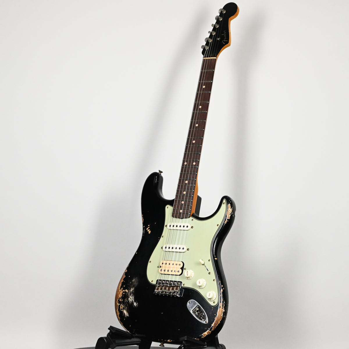 Fender Custom Shop '62 Stratocaster HSS w/ Painted Headcap, Heavy Relic- Black 2026 (R146851)