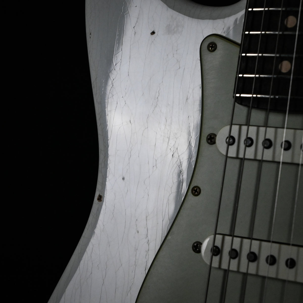 Fender Custom Shop '62 Stratocaster HSS w/ Ash Body, Relic- Olympic White 2026 (R152079)
