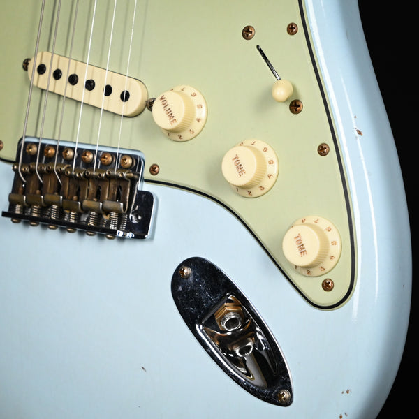 Fender Custom Shop Limited Edition '63 Stratocaster Journeyman- Aged Sonic Blue 2024 (CZ579826)