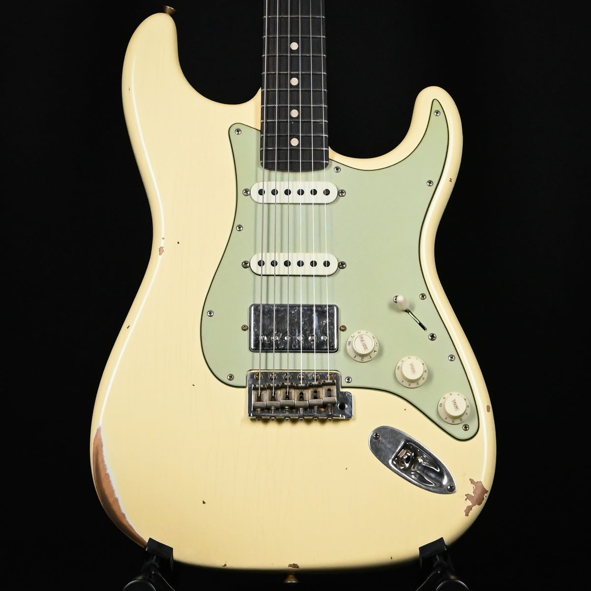 Fender Custom Shop '62 Stratocaster HSS w/ Alder Body, Relic- Vintage White 2026 (R152070)