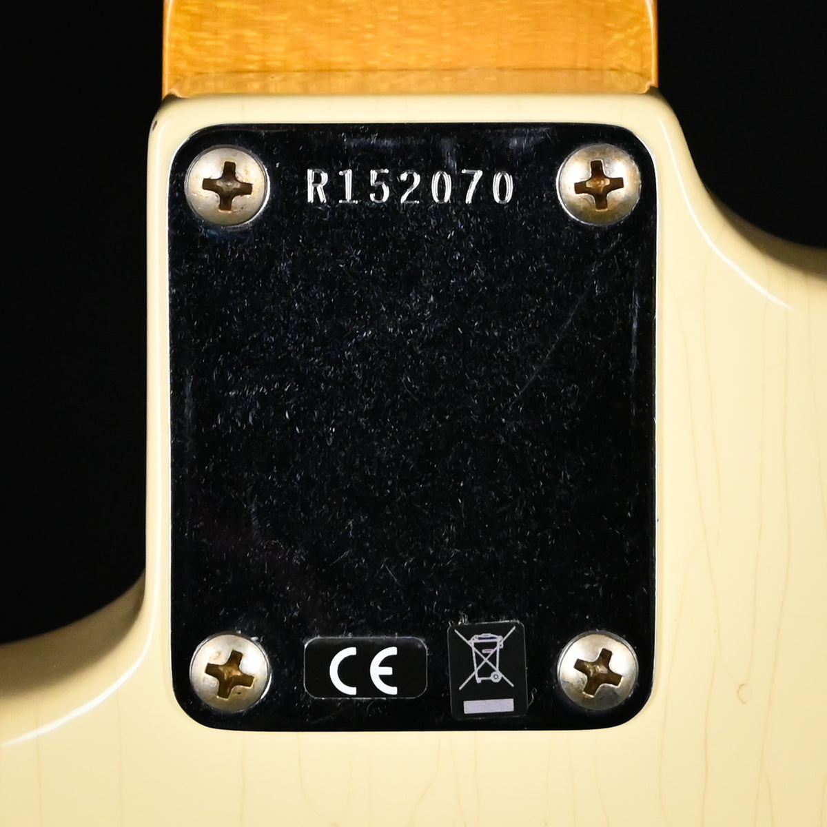 Fender Custom Shop '62 Stratocaster HSS w/ Alder Body, Relic- Vintage White 2026 (R152070)