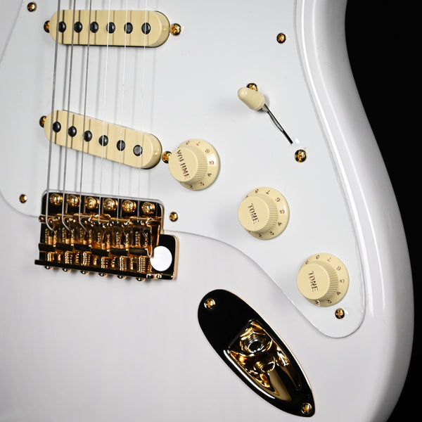 Fender Limited Edition American Vintage II 1957 Stratocaster- White Blonde 2025 (V2557876)