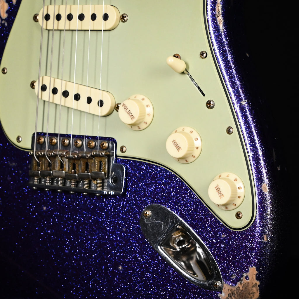Fender Custom Shop '62 Stratocaster Heavy Relic- Aged Purple Sparkle 2025 (CZ584570)