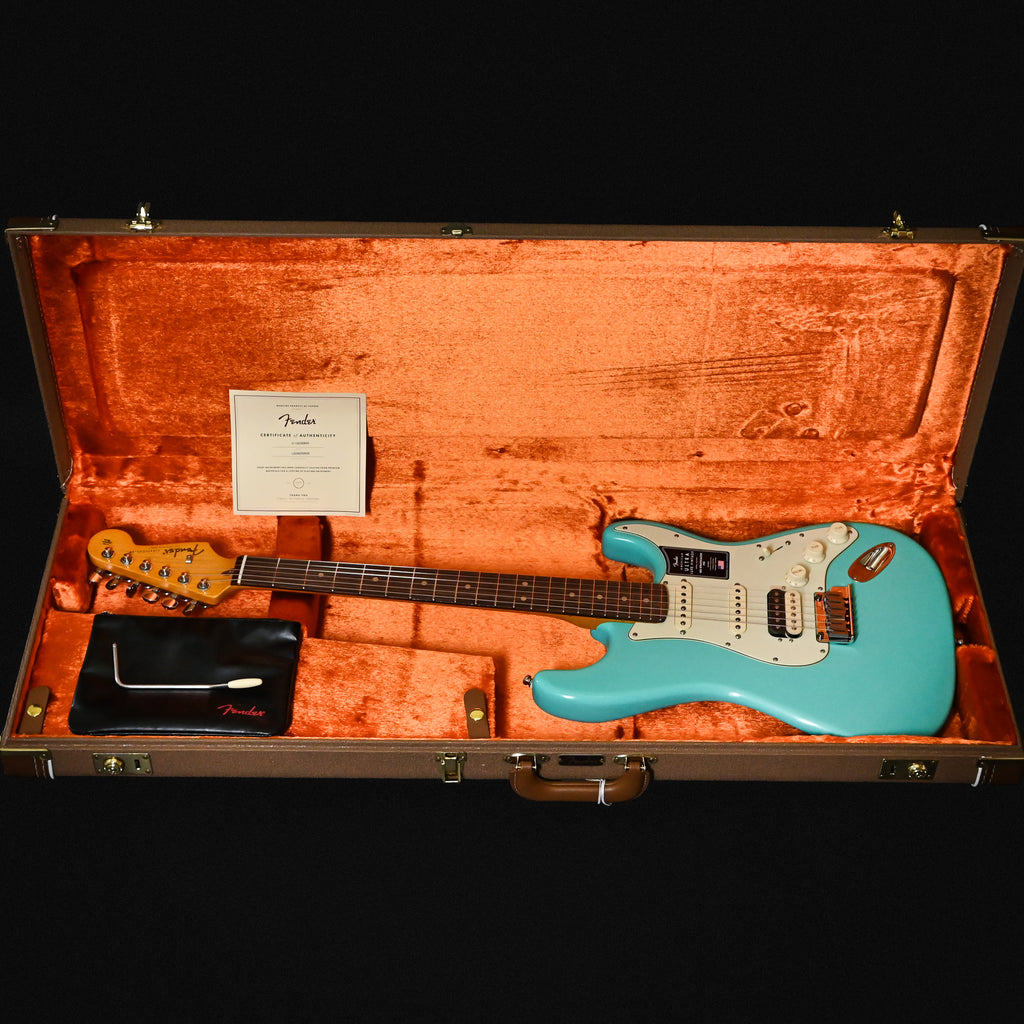 Fender Ultra Luxe Vintage '60s Stratocaster HSS- Sea Foam Green 2026 (US26000846)