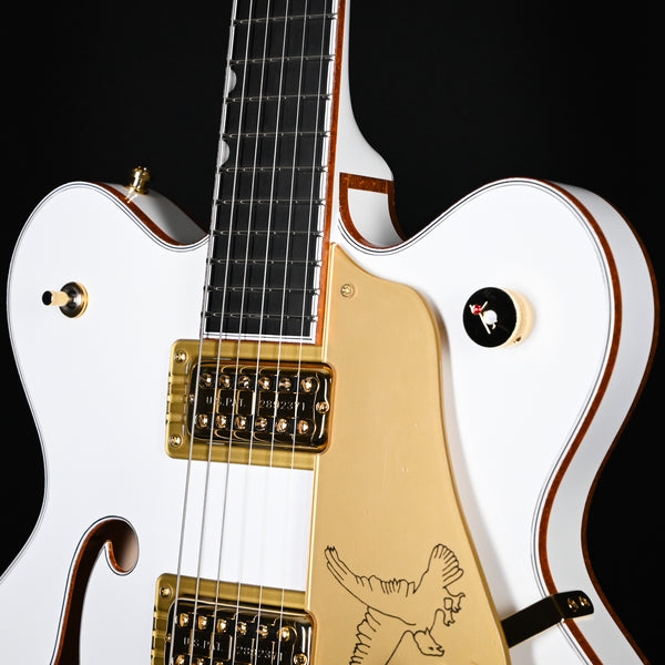 Gretsch G6636T Players Edition Falcon Center Block Double-Cut with String-Thru Bigsby- White (JT24103566)