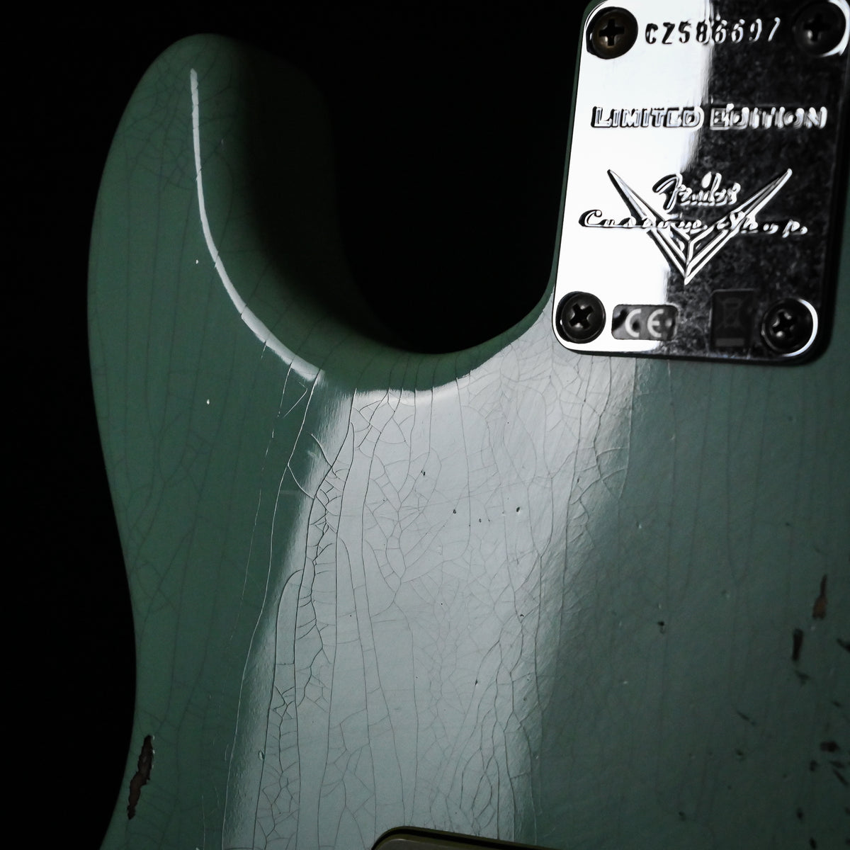 Fender Custom Shop Limited Edition 1960 Stratocaster w/ Painted Headcap, Relic- Aged Surf Green 2026 (CZ586597)