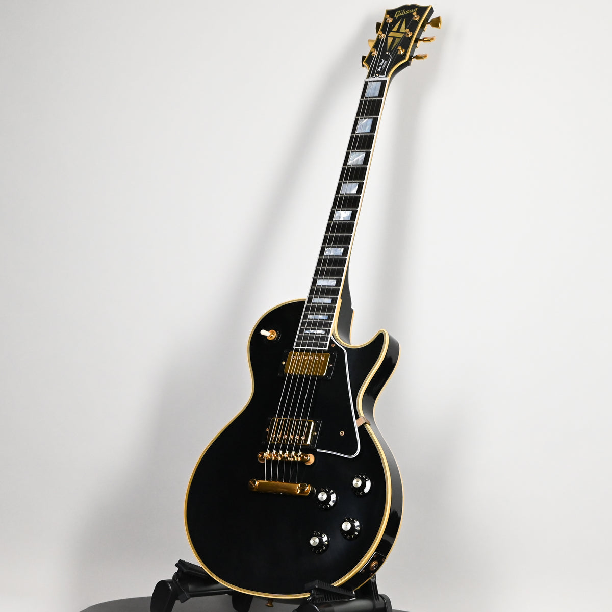Gibson Custom 1968 Les Paul Custom Reissue Murphy Lab Ultra Light Aged- Ebony 2026 (603938)