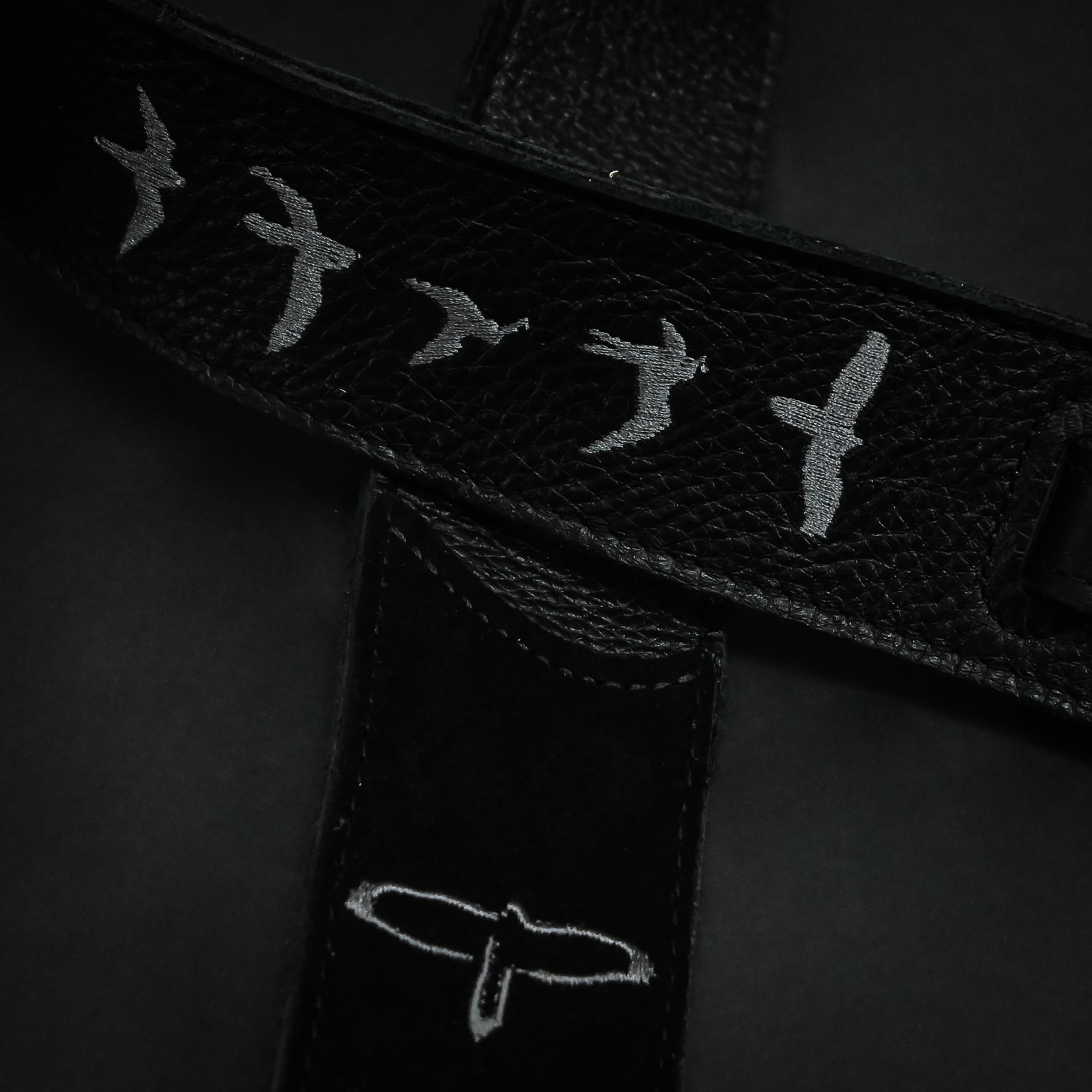 Premium Leather 2" Strap Embroidered Birds Black