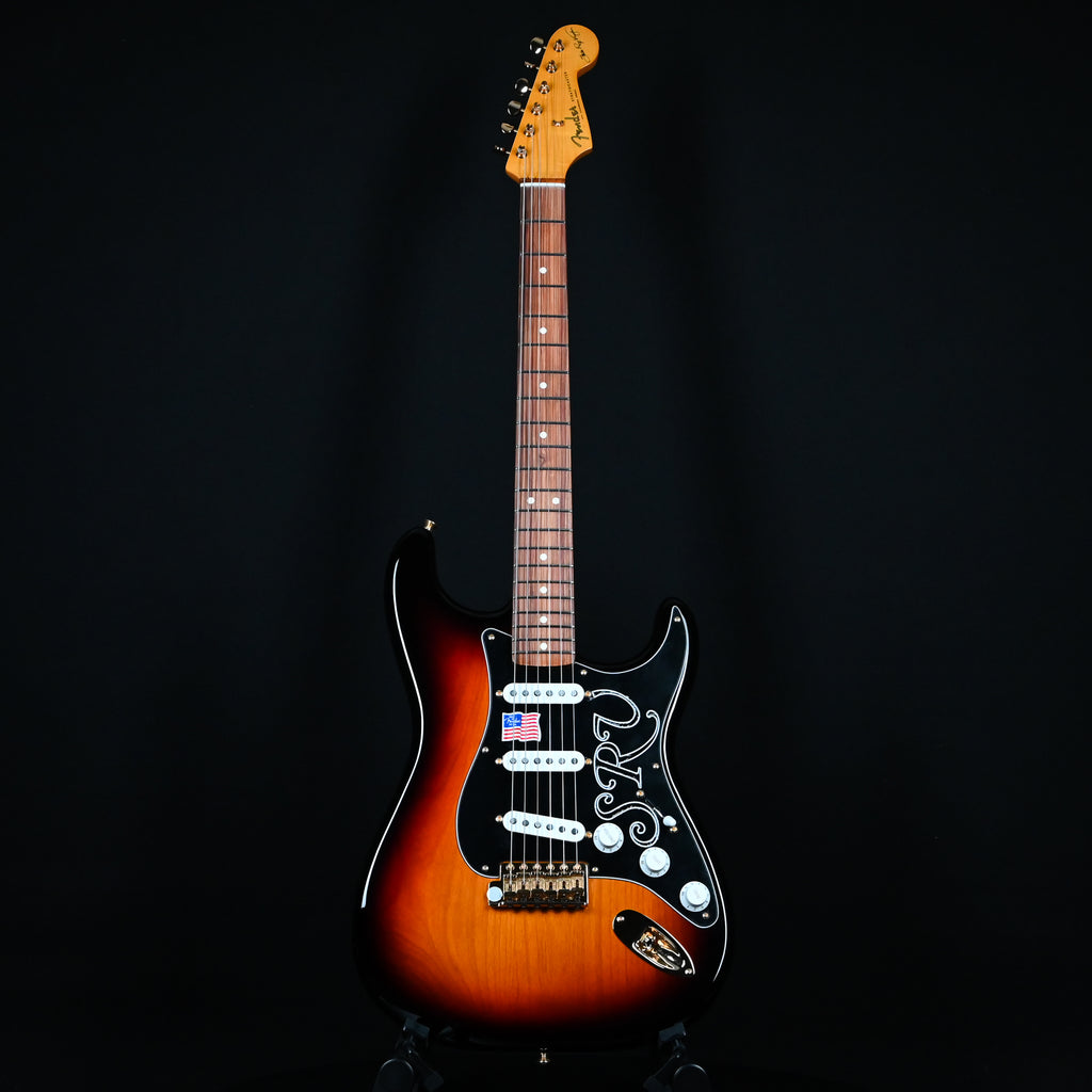 Fender Stevie Ray Vaughan Stratocaster 3-Tone Sunburst (US23110517)